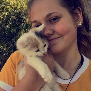 Meet your Posher, Grace